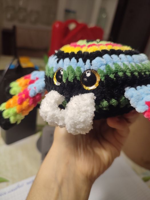 Павучок з плюша амігурумі