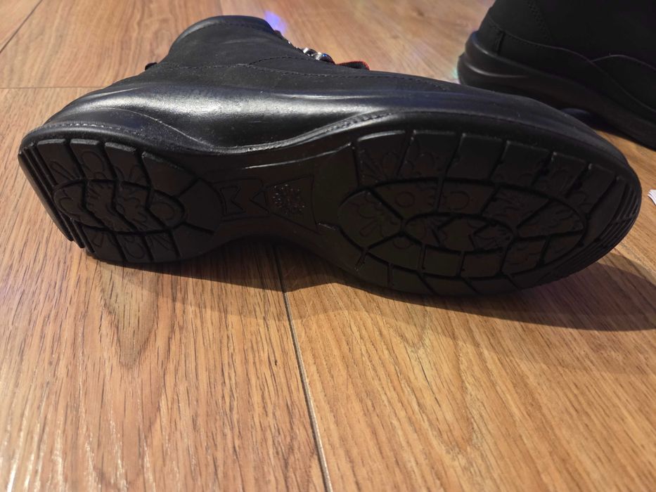 buty z cholewką r 36