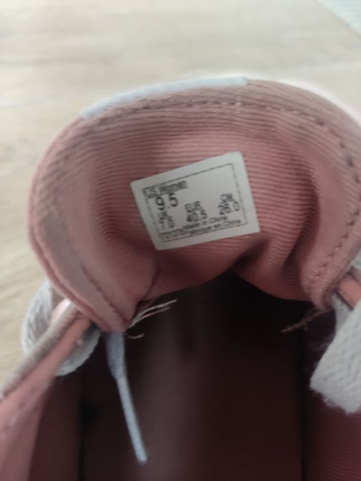 Buty Vans rozmiar 40,5 różowe