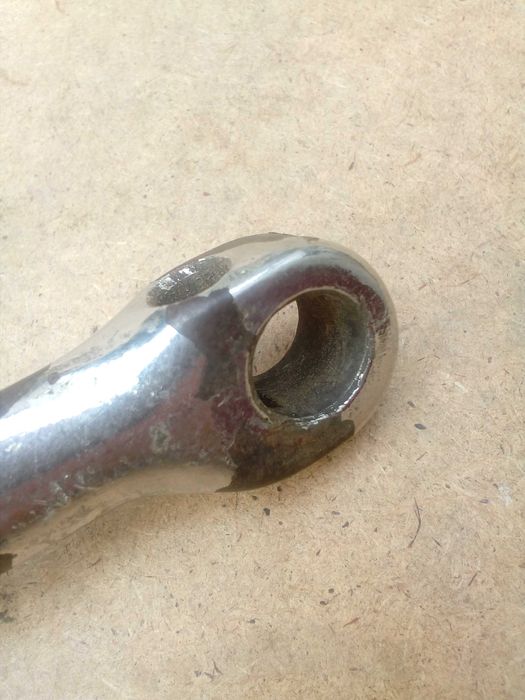 Шатун лівий Хвз Україна