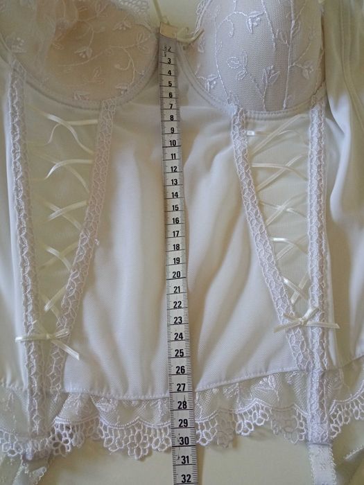 Seksowny biały gorset damski 85C