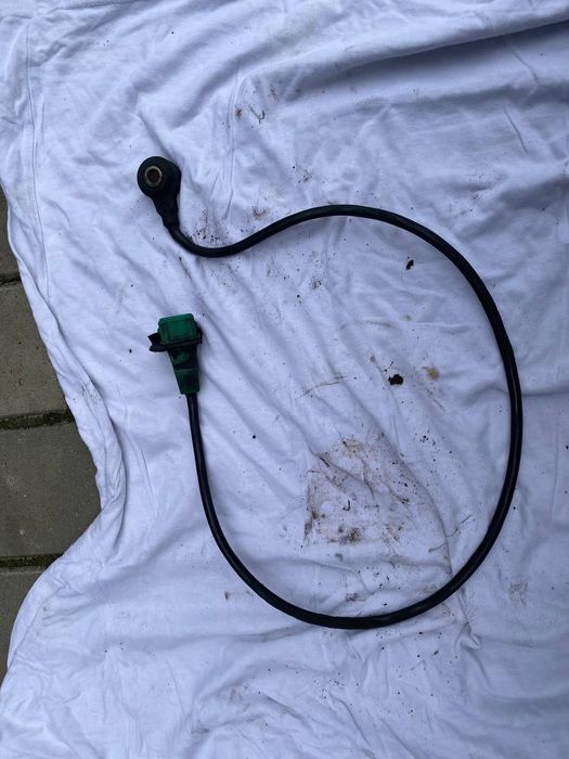 Датчик детонації VAG 054905377H ADR