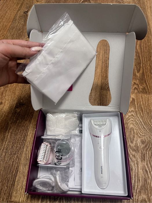 Епілятор Philips Series 8000