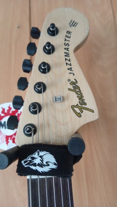 Продам обменяю электрогитара Fender Jazzmaster Jim Root Slipknot