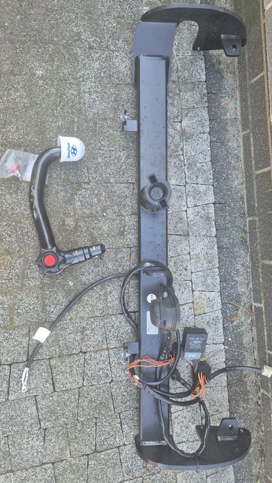 Hak kulowy Hunday Kona z modułem