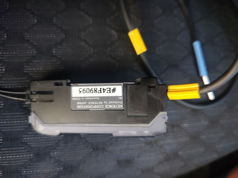 Wzmacniacz światłowodowy FS-V21RP Keyence