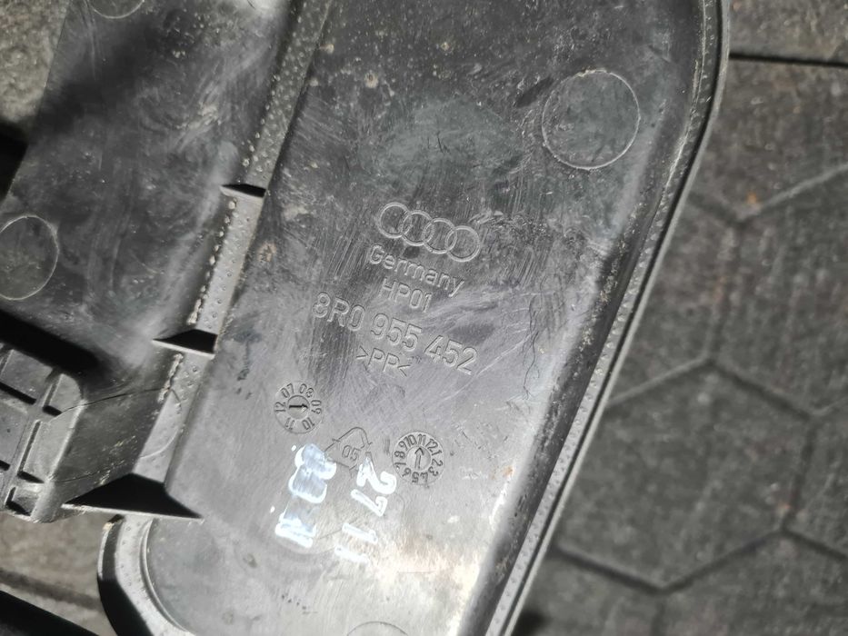 Audi Q5 8R zbiornik spryskiwaczy pompka