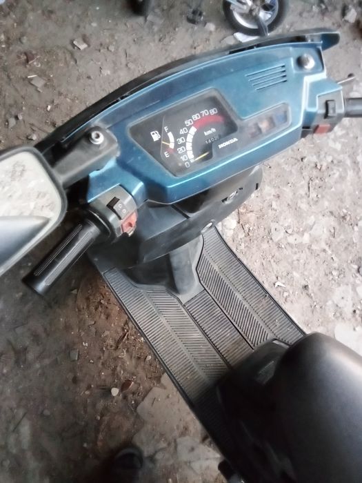 Продам мопед Леад