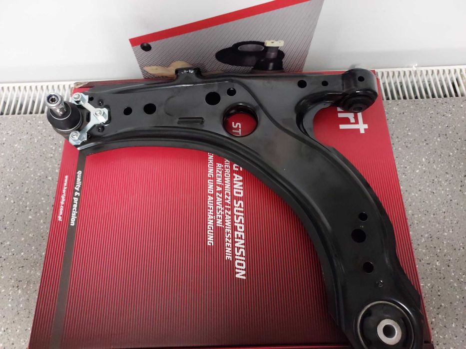 Audi A3,Bora,Golf 4,Octavia,Leon,Toledo Wahacz przód lewy kpl.>