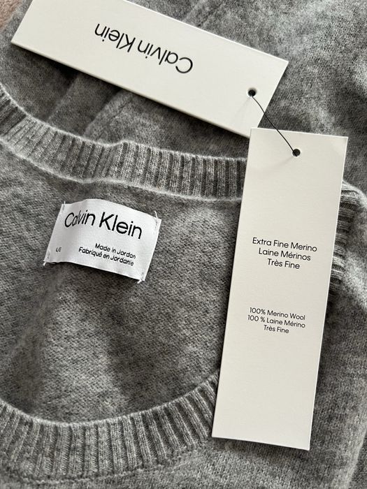 Светр чоловічий Calvin Klein.