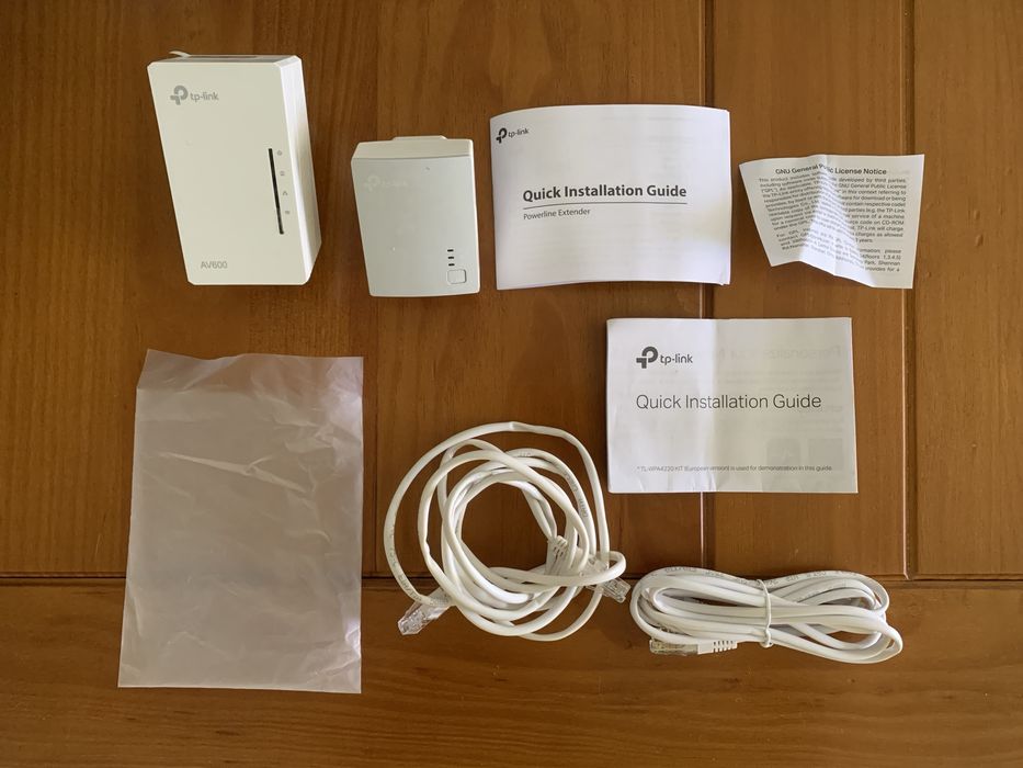 Kit Powerline TP-Link AV600 Wi-Fi (TL-WPA4221 KIT) - Completo na Caixa