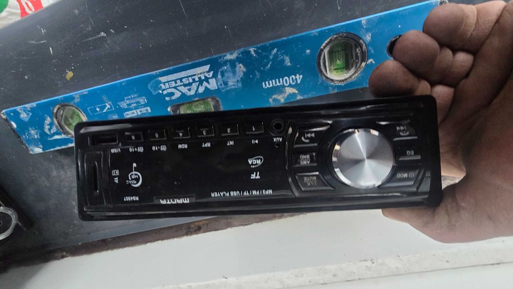 Radio samochodowe Manta