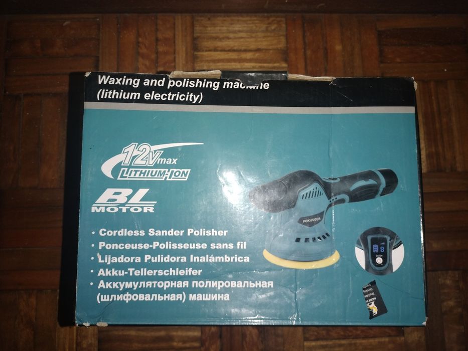 Máquina de encerar e polir