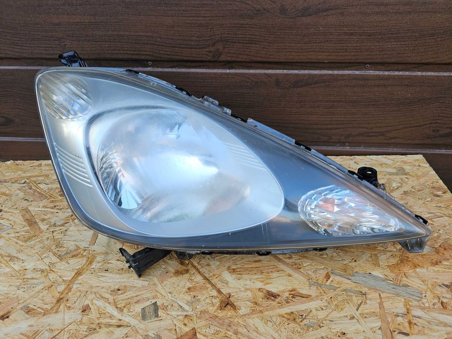 Honda Jazz 3 III 08-11r Lampa przednia prawa przód prawy Europa