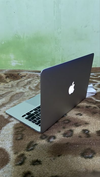 MacBook Pro 13" Retina