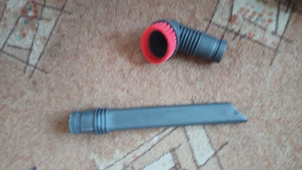 РОБОЧИЙ акамуляторний пилосос REDMOND