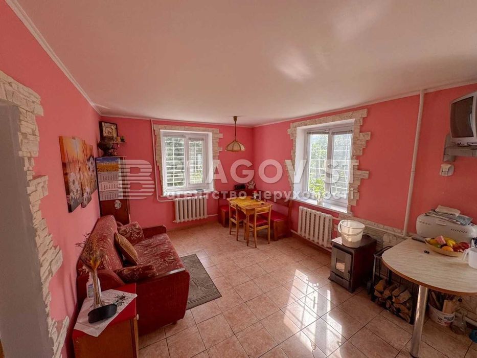 2-поверховий будинок Вишеград Бучанський  Київська обл 30 км від Києва