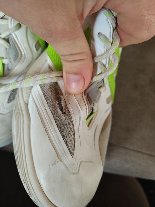 Buty Hummel rozmiar 40,5