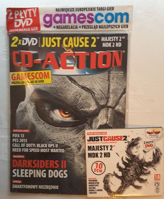 CD ACTION nr 10/2012 (208) Październik 2012 + 2 x DVD