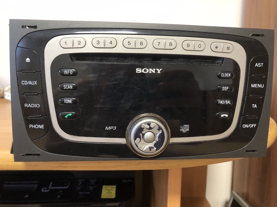 Radio Sony Ford