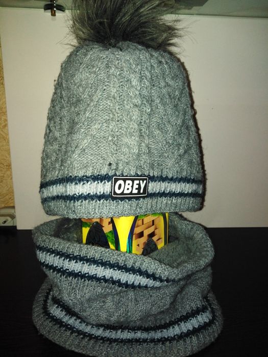 Комплект шапка и снуд