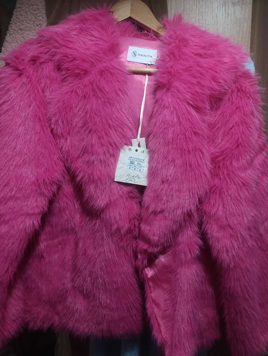 Casaco Rosa Fushia Novo