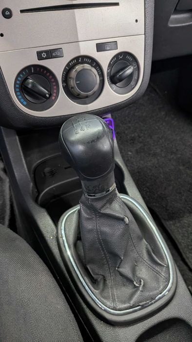 Opel corsa D 1.2 enjoy