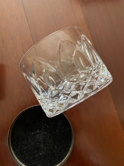 Guarda joias em vidro