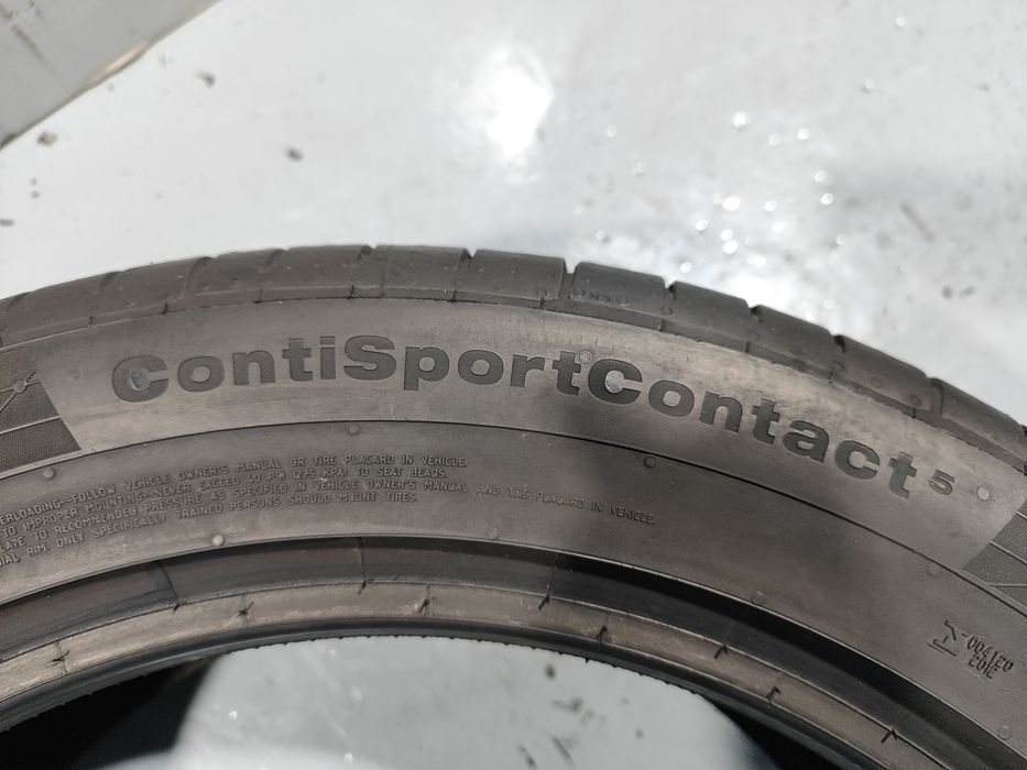 2 pneus semi novos 255-45R18 Continental - Oferta dos Portes