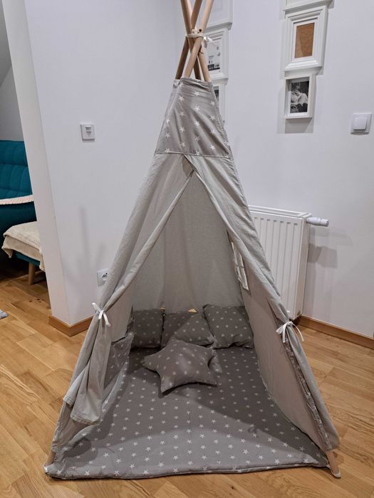 Namiot dziecięcy TIPI, wigwam + 4 poduszki, jak nowy, możliwa wysyłka