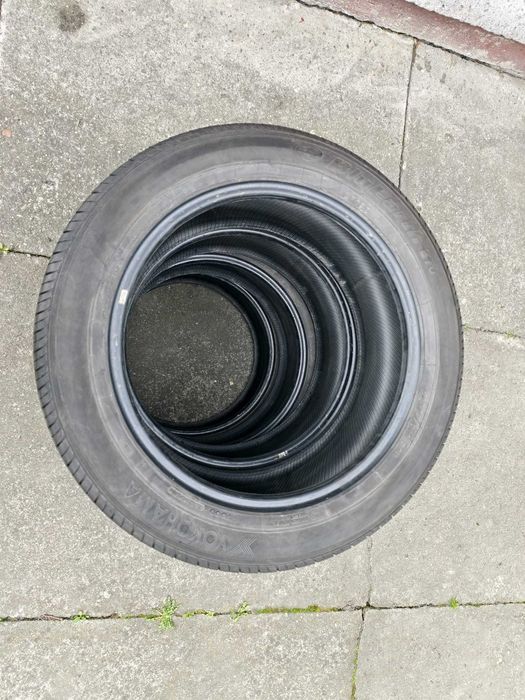 Opony Yokohama BLUEARTH E70 225/55 R18