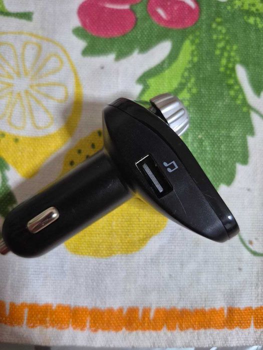 Автомобільний FM модулятор