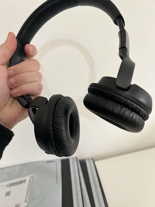 Fones JBL Tune 520BT