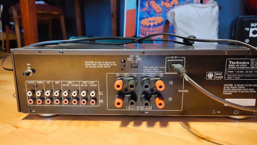 Wzmacniacz Technics su-vz320