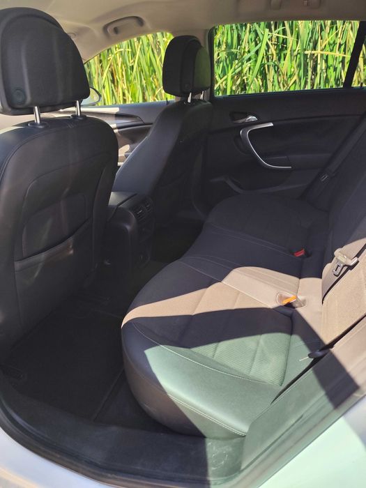 Opel Insignia Sports Tourer 2.0 CDTi 130cv — photo 5