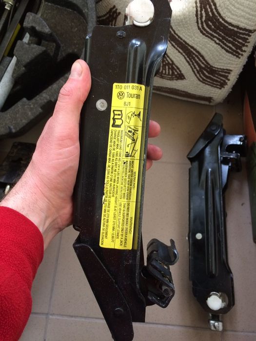 Домкрат для вольсваген шкода ауді органайзери