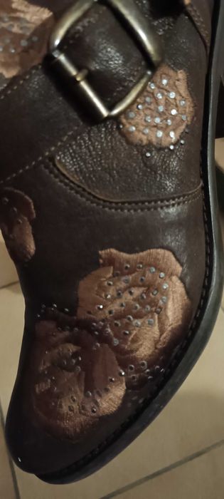 Botas de couro tam. 36