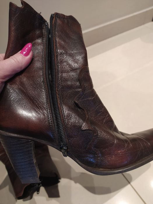 Półkozaki, botki ocieplane ze skóry