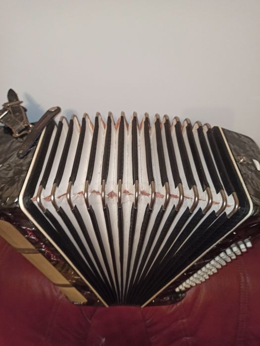 Akordeon Piakordia 60 bas