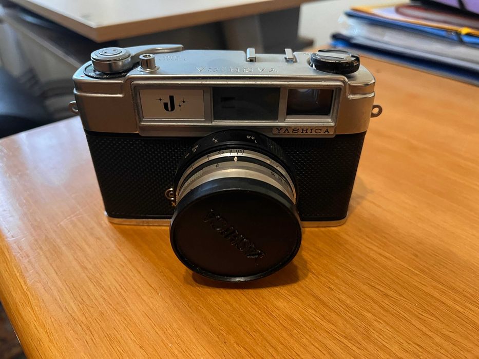 Camera - Yashica J64752173983745121
