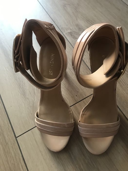 Samdaly Nude NINE WEST  38 rozm.Nowe