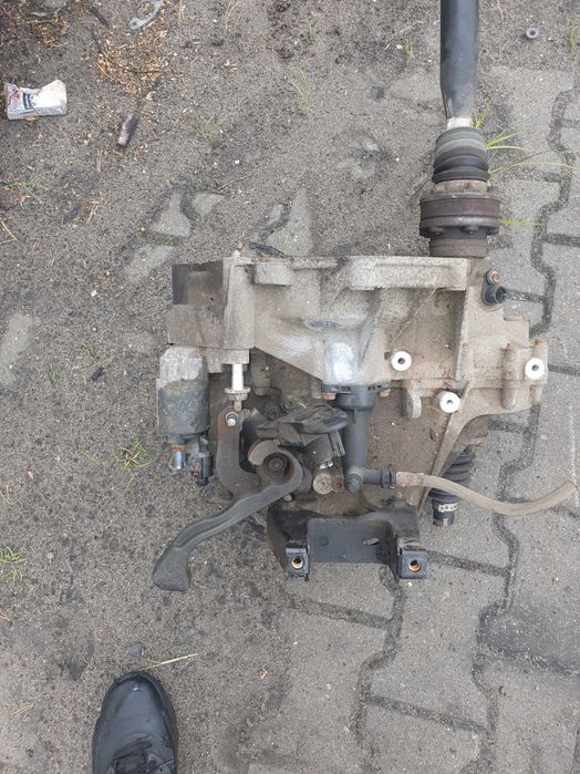 skrzynia biegów vw seat skoda audi 1.4 16v LVE GWARANCJA