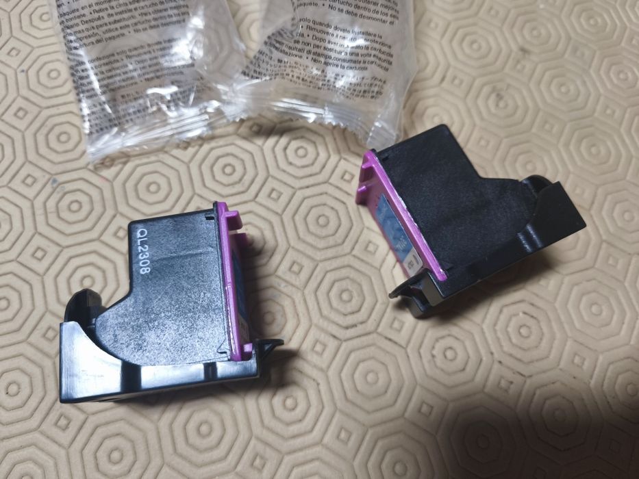 2 Cartuchos de cor 301XL para CH564EE