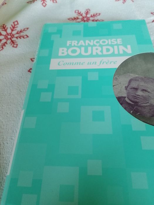 Comme un frére (francês). Portes de envio incluídos.