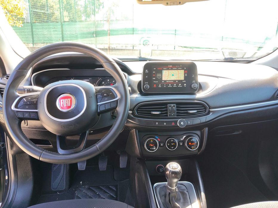 Fiat Tipo SW 1.3 MultiJet Lounge | GPS | Câmara | JLL 17" | Garantia