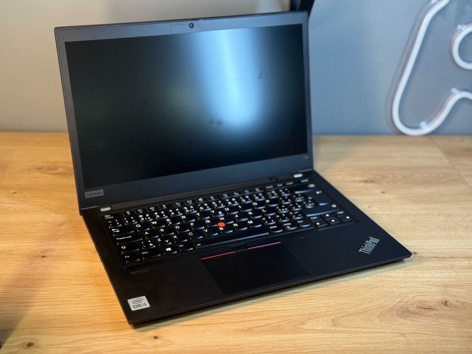 Laptop Lenovo ThinkPad T14 256 GB SSD 8 GB RAM / i5 / 14" + GW 12 msc