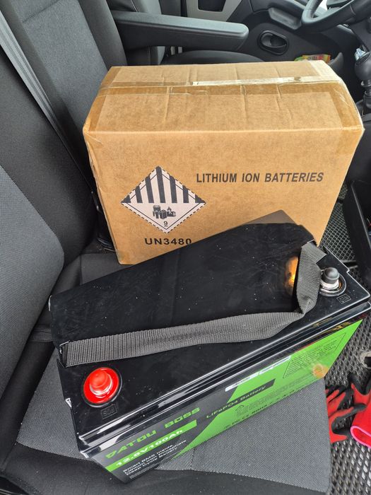 LIFEPO4 в наявності 12V 100AH