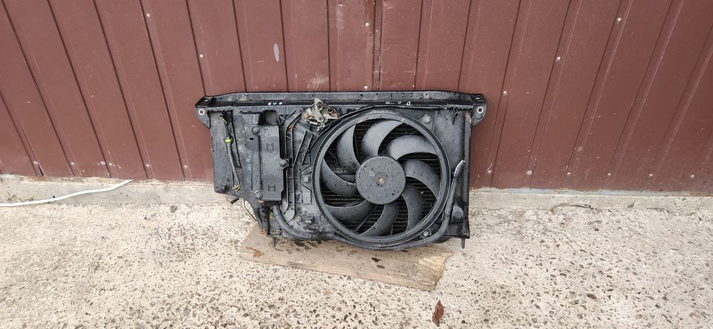 Капот капоти пежо Peugeot 206