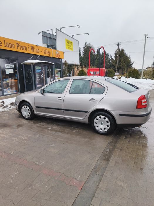 Skoda Octavia 2  1.6 FSi.