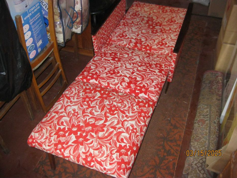 Продам кресло-кровать отреставрированное с матрасом